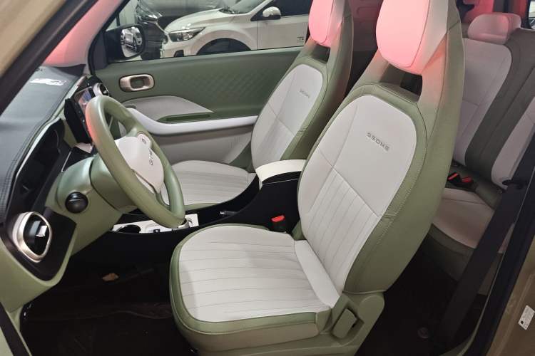 Used Geely Galaxy Panda 2025 210km Panda Rider
