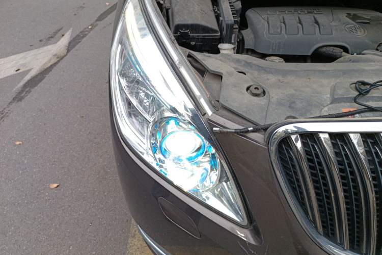 Used Buick GL8 2014 2.4L LT Luxury Business Executive Edition Right Front Headlight