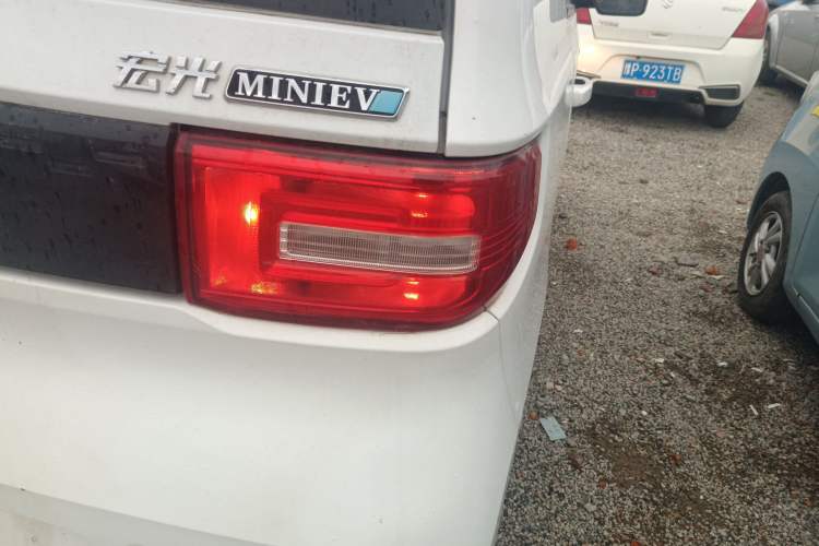 Used Wuling Hongguang MINIEV 2020 Freedom Version Lithium Iron Phosphate
