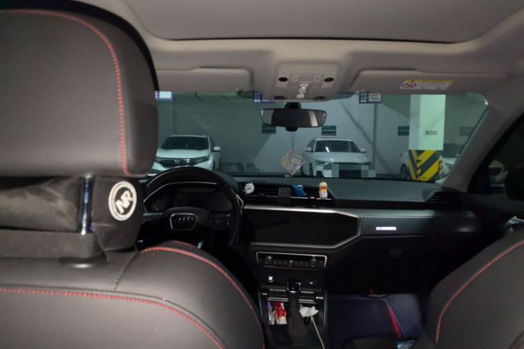 Used Audi Q3 2022 40 TFSI RS Package Performance Model Headliner