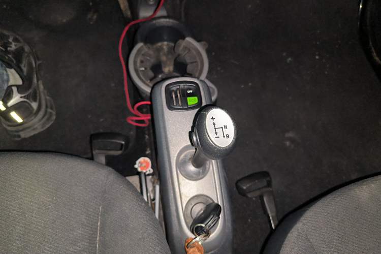 Used smart fortwo 2011 1.0 MHD Hardtop Standard Edition Gear Lever