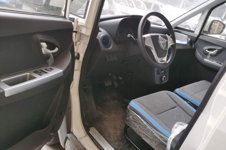 Used Foton Intelligent Blue Elf E7 2024 All-Electric Van Flat Roof 2 Seats EVE Energy 41.86 kWh