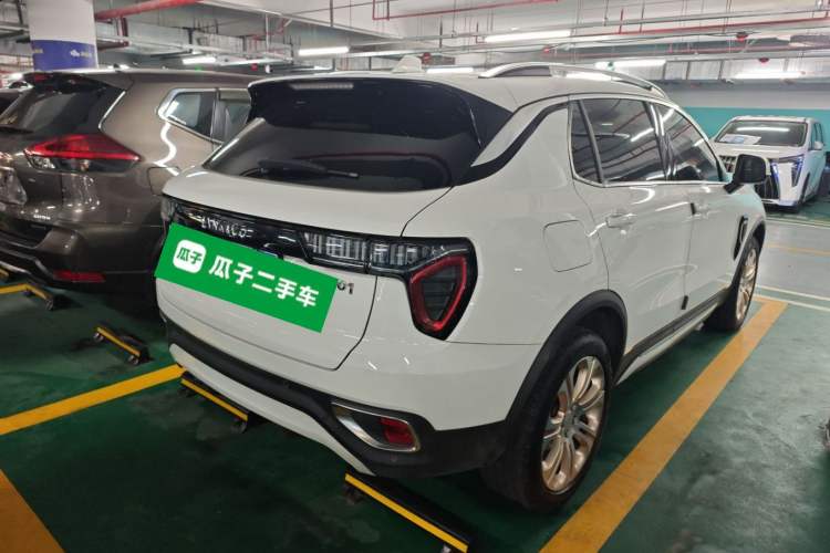 Used Lynk & Co 01 2017 2.0T Two-Wheel Drive Pro Edition Rear Right 45 Deg