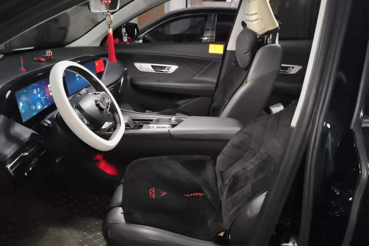 Used Dongfeng Aeolus Huge 2024 Mach Power 1.5T Premium Model