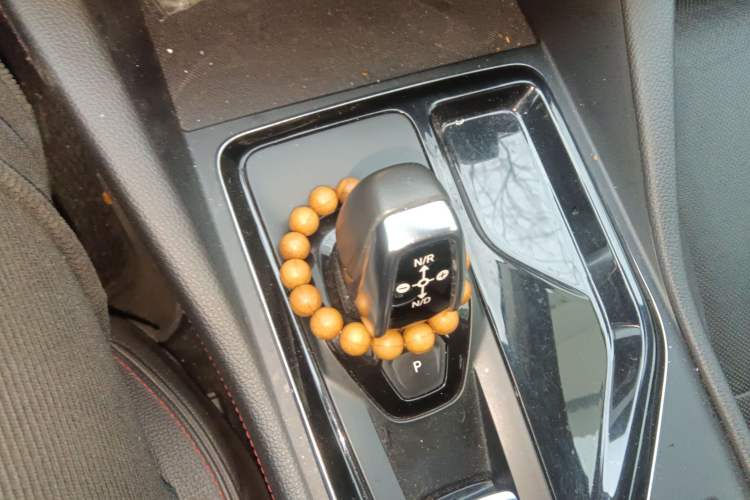 Used Lynk & Co 02 2018 1.5T DCT Two-Wheel Drive Pro Version China V Emission Standard
