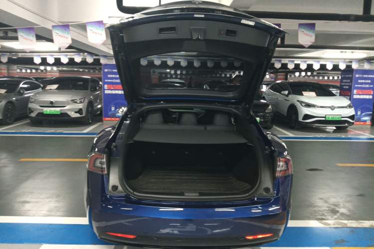 Used Tesla Model S 2017 S 75D Standard Range Edition Trunk