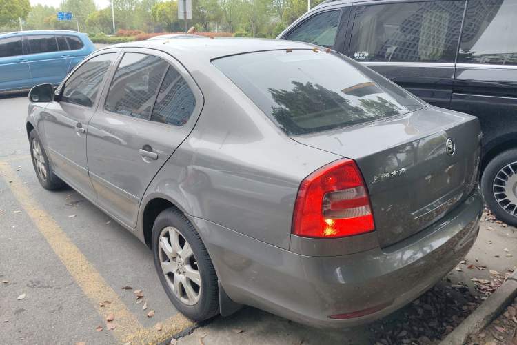 Used Skoda Octavia 2015 Classic Model 1.6L Automatic Yijie Version Exterior 2