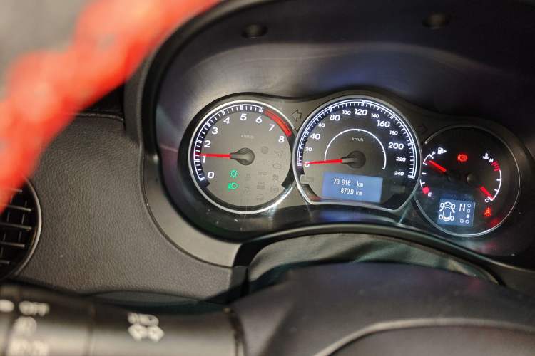 Used Renault Koleos 2012 2.5L Two-Wheel Drive Comfort Edition with Navigation
