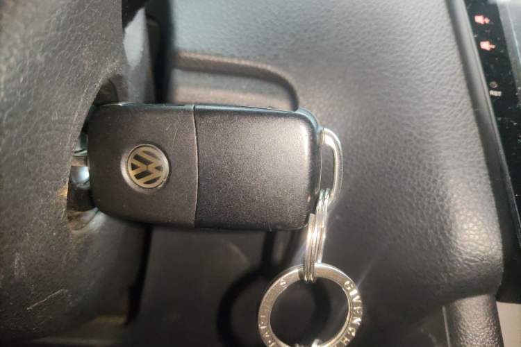 Used Volkswagen Polo 2016 1.6L Cross Polo Automatic
