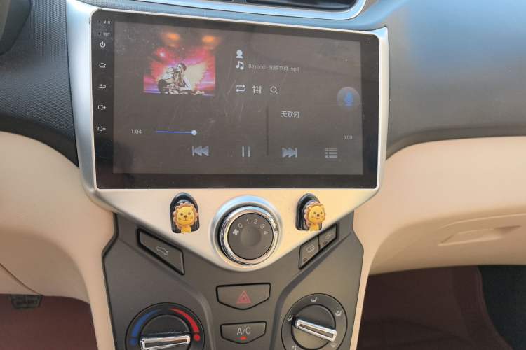 Used Chery Fengyun 2 2013 Hatchback 1.5L Manual Ruiyi Edition