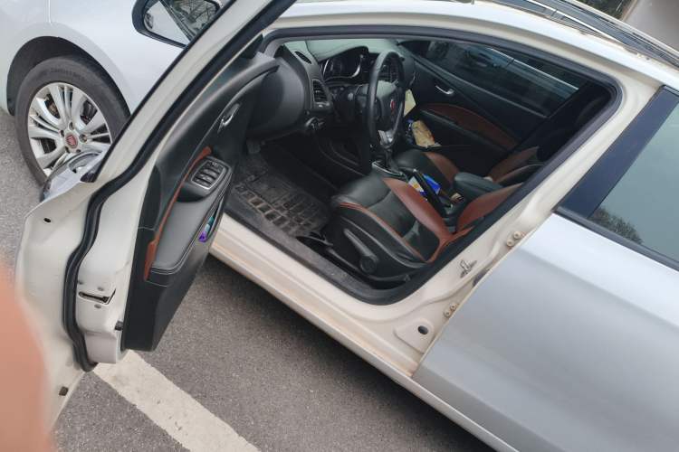 Used Fiat Viaggio 2015 1.4T Automatic Jingxiang Edition