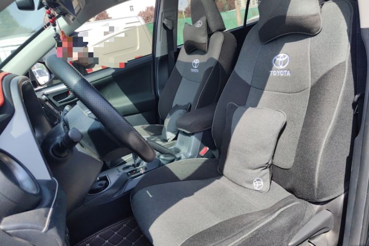 Used Toyota RAV4 2019 2.0L CVT Two-Wheel Drive Fashion X Limited Edition China VI Standard