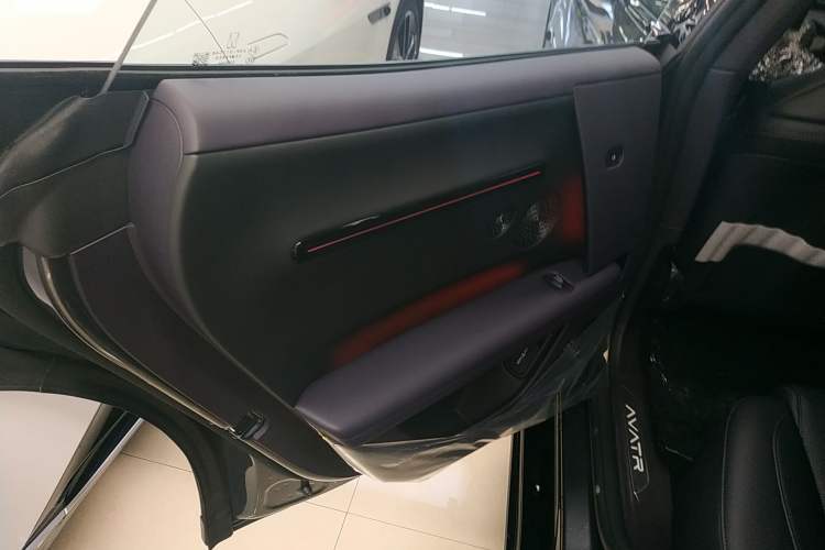 Used Avatr 06 2025 Max All-Electric Version