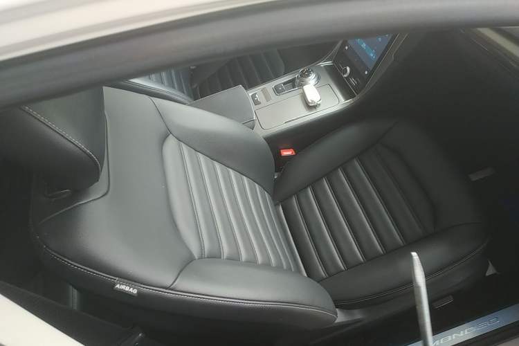 Used Ford Mondeo 2020 EcoBoost 200 Stylish Model Right Front Seat