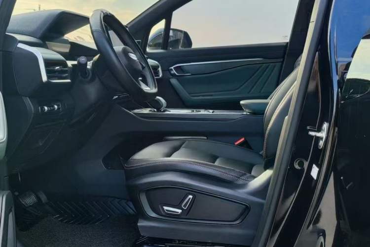 Used Geely Auto Haoyue L 2023 2.0T DCT Prestige Edition