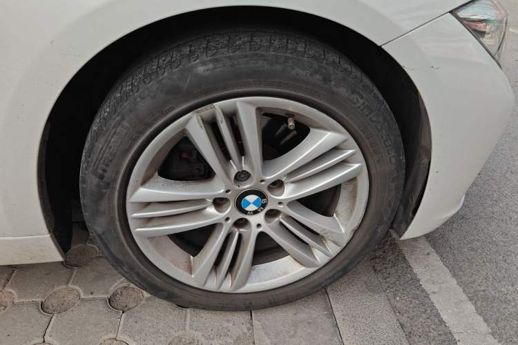 Used BMW 3 Series 2017 320Li Fashion Model
