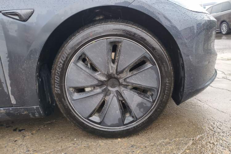 Used Tesla Model 3 2025 Model Revised Rear-Wheel-Drive Version Right Front Wheel Hub