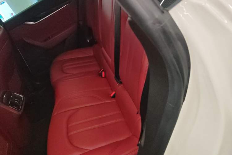 Used Maserati Levante 2016 3.0T Standard Edition Left Rear Seat