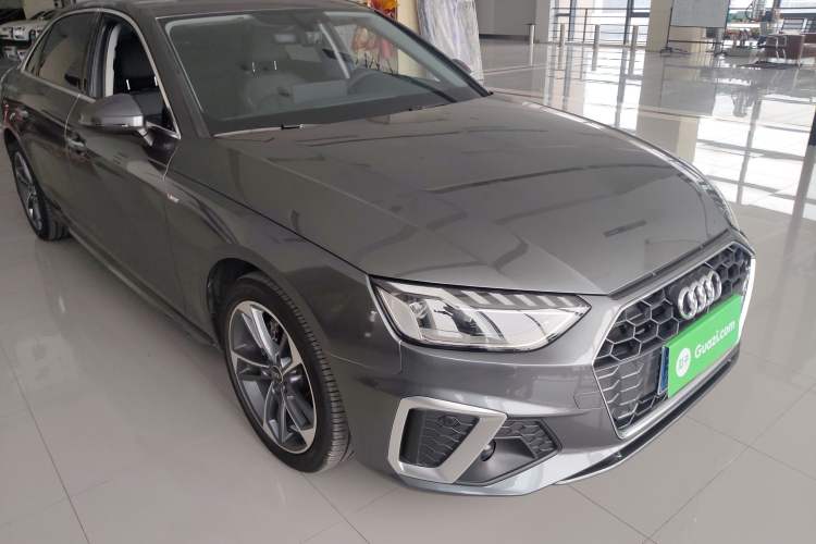 Used Audi A4L 2022 40 TFSI Fashion Dynamic Model Front Right 45 Deg