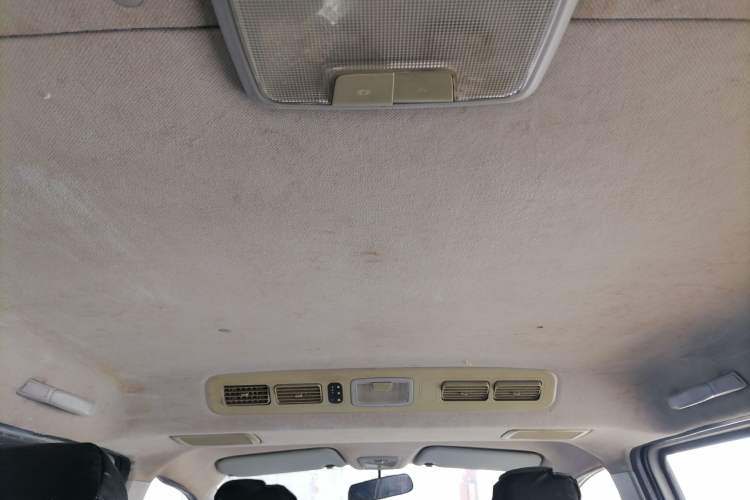 Used Wuling Zhengcheng 2015 1.5L Comfort L3C Headliner