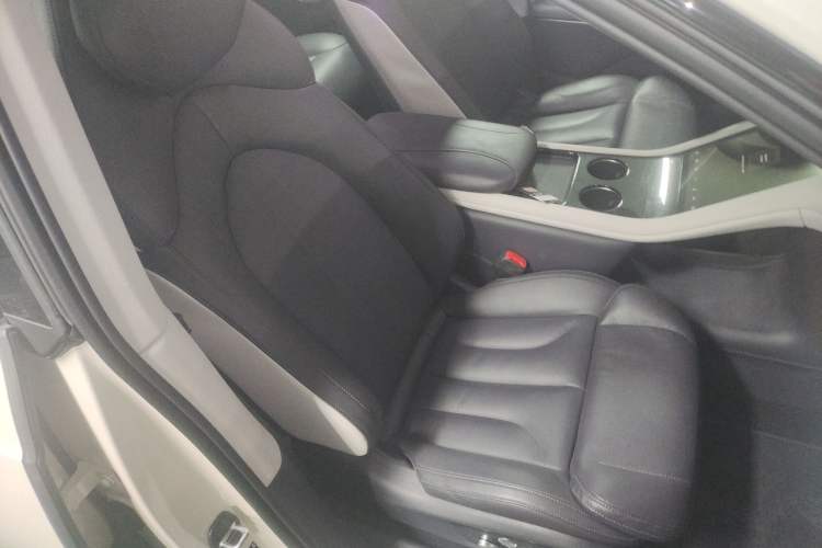 Used IM LS7 2023 77 kWh Urban Fit Rear-Wheel Drive