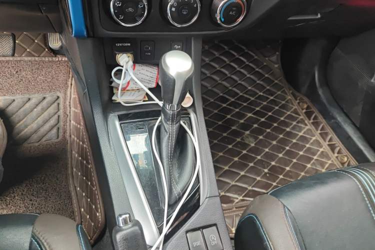 Used Toyota Levin 2018 185T CVT Luxury Edition China V Standard Gear Lever