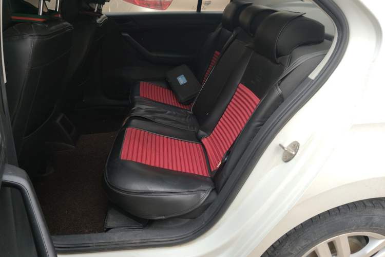 Used Volkswagen Jetta 2017 1.4L Manual Fashion Edition