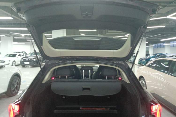 Used Lynk & Co 02 2022 1.5T DCT Shine Plus Trunk