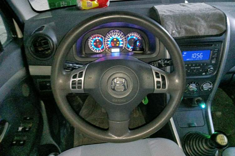 Used Suzuki Wagon R X5 2013 Cruise Edition 1.4L VVT Luxury Model China V Standard
