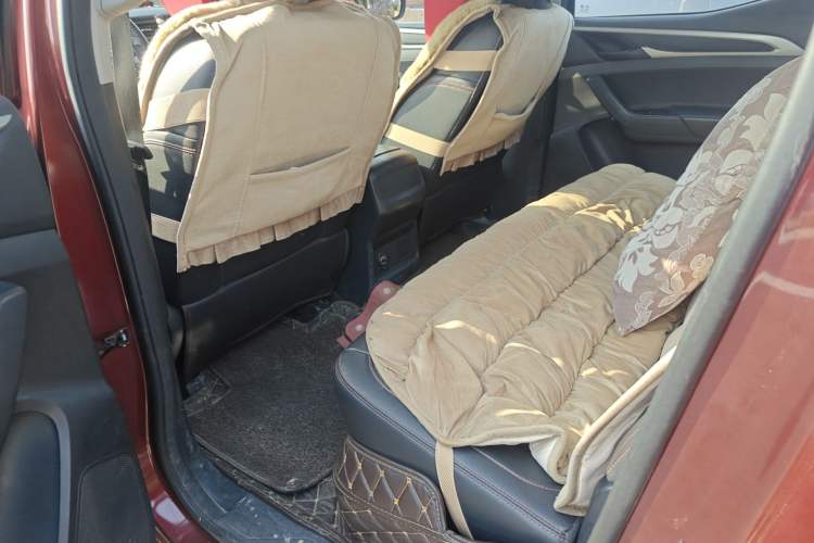 Used SAIC MAXUS T60 2017 2.8T Diesel Automatic 4x4 High-Ride Elite Long-Body China V Standard