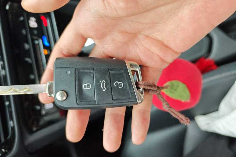 Used Volkswagen Tharu 2020 280TSI Two-Wheel Drive Luxury Plus Version China VI Standard Vehicle Key