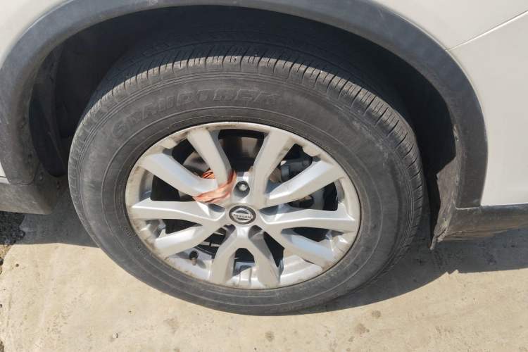 Used Nissan X-Trail 2021 2.0L CVT 2WD XL ITS SmartConnect Comfort Edition Right Front Wheel Hub