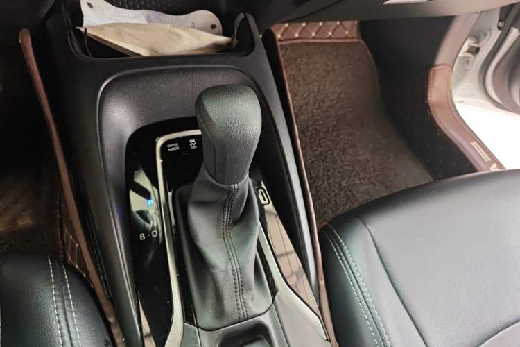 Used Toyota Levin 2022 Dual-Motor 1.8H E-CVT Leading Edition Gear Lever