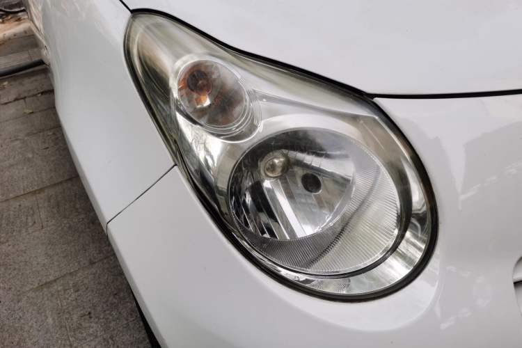 Used Suzuki Alto 2009 1.0L Automatic Luxury Version Right Front Headlight