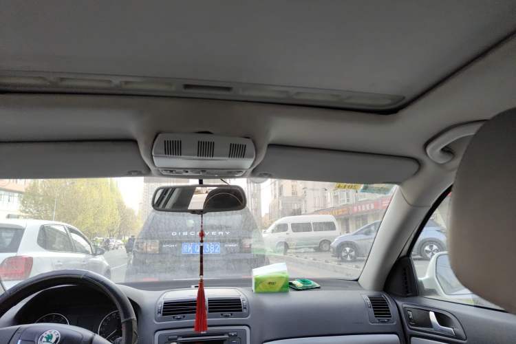 Used Skoda Octavia 2012 1.6L Automatic Yijun Edition Headliner