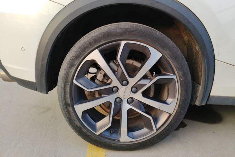 Used Lynk & Co 05 2020 2.0TD Four-Wheel Drive HypeHalo