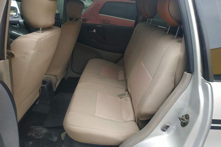 Used Suzuki Liana 2013 Hatchback 1.4L Manual Standard Model A
