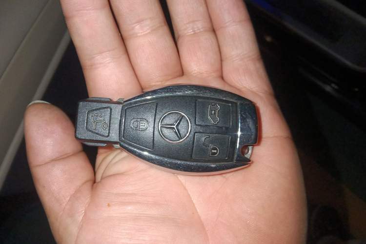 Used Mercedes-Benz V-Class 2020 V 260 Prestige Edition
