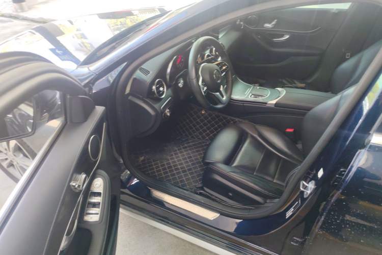 Used Mercedes-Benz C-Class 2019 C 180 L Fashion Edition Sport Version Driver Seat