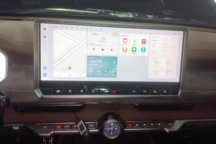 Used Tank 700 New Energy 2024 Hi4-T Extreme Edition Audio And AC Panel