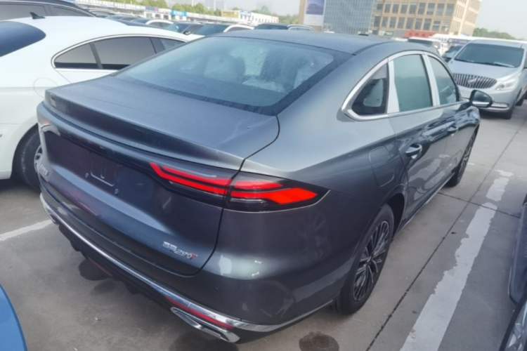 Used Geely Auto Emgrand 2026 Model 5th Generation 1.5T DCT Prestige Edition Rear Right 45 Deg