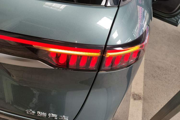 Used Chery Tiggo 9 2023 Facelift 2.0T Dual-Clutch Two-Wheel Drive Luxury Edition 5 Seats