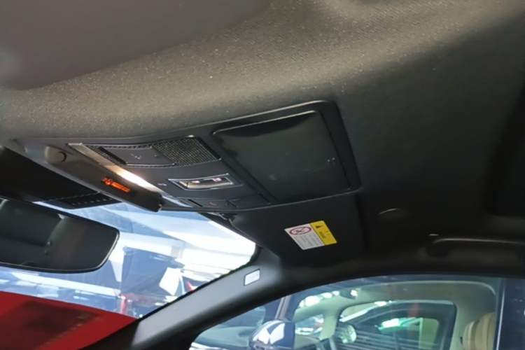 Used Land Rover Discovery Sport New Energy 2023 1.5T P300e Plug-in Hybrid Electric Version