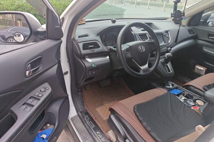 Used Honda CR-V 2015 2.0L two-wheel drive Fashion Edition Driver Seat