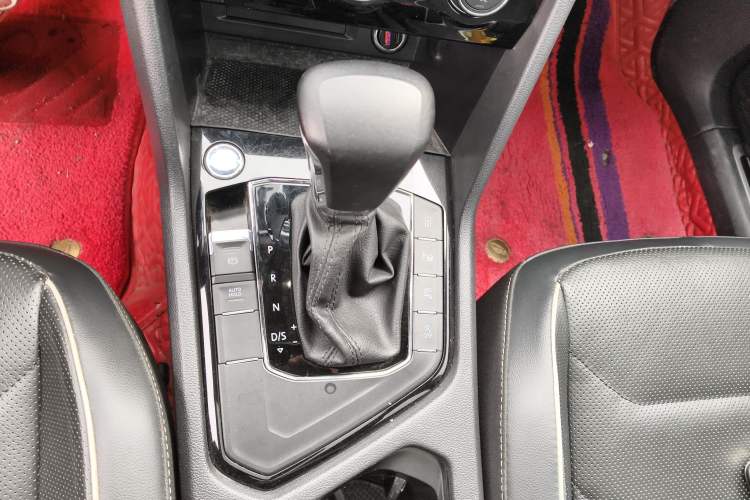 Used Volkswagen Tiguan L 2021 330TSI Automatic Two-Wheel Drive R-Line Flagship Edition