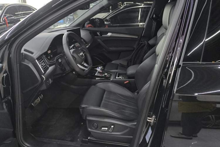 Used Audi Q5L 2024 45 TFSI Luxury Dynamic Model