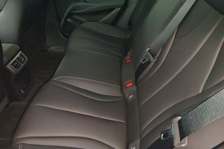 Used BYD Seal 06 New Energy 2025 DM-i Smart Drive 120KM Prestige Model Left Rear Seat