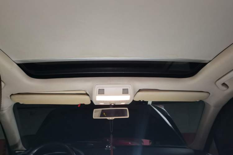 Used Volkswagen Touareg 2011 3.0 TSI Standard Version Headliner