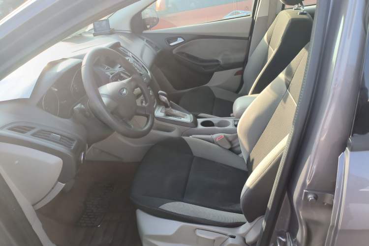 Used Ford Focus 2012 Sedan 1.6L Automatic Comfort Model