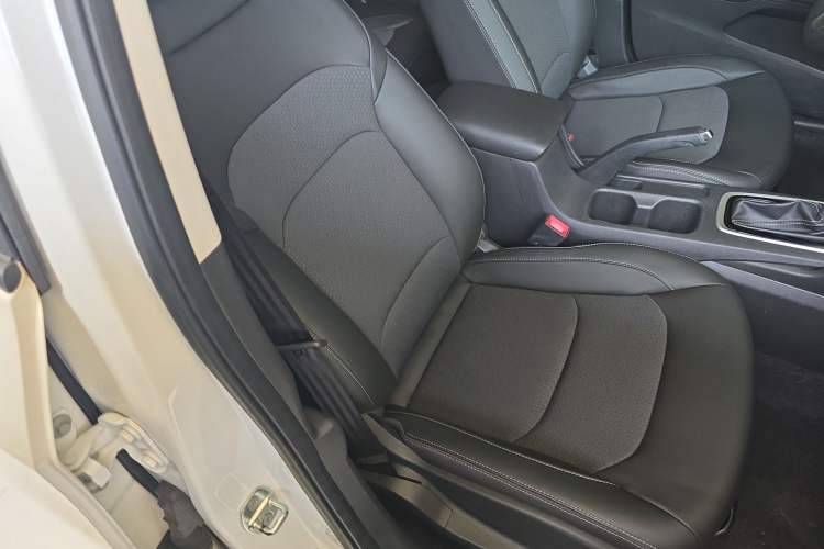 Used Chevrolet Cavalier 2016 1.5L Automatic Xinyue Edition Right Front Seat